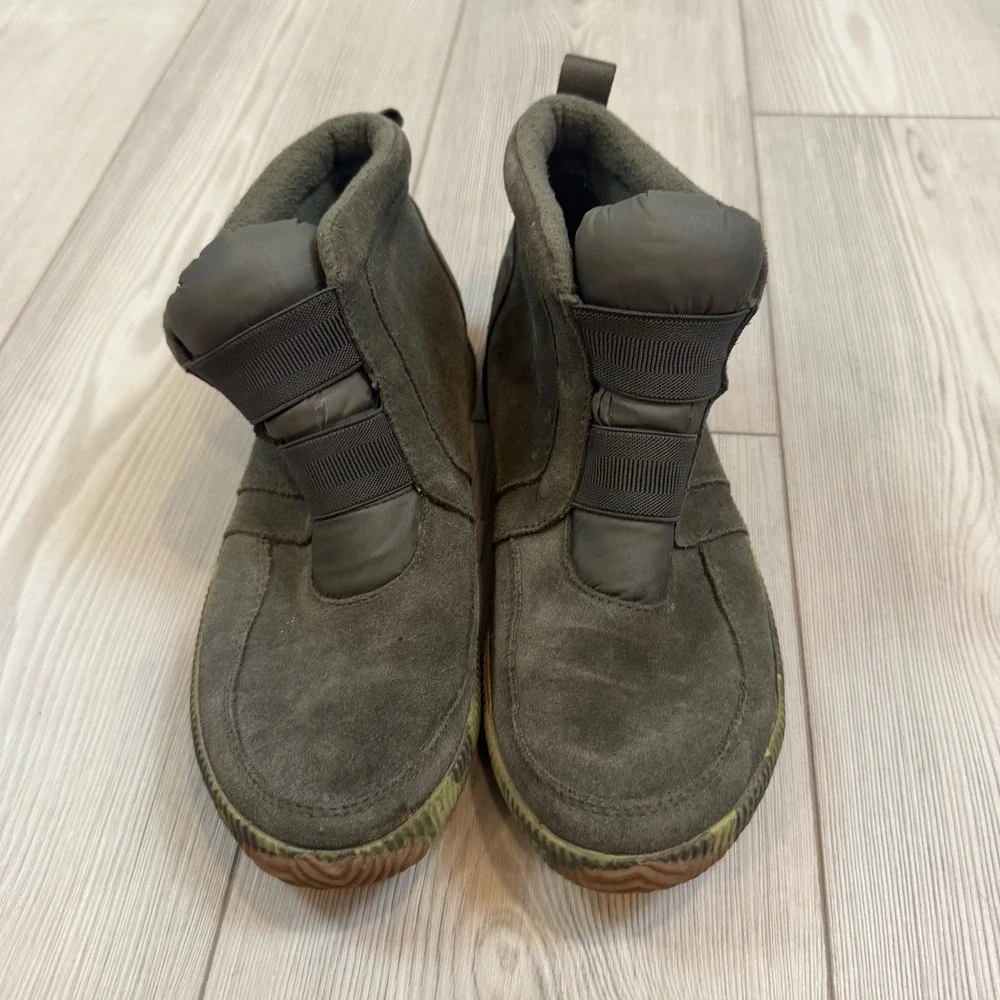 Sorel Out N About Plus Mid Sage Camo Waterproof Suede Boots NL3798-326‎ Womens 9
